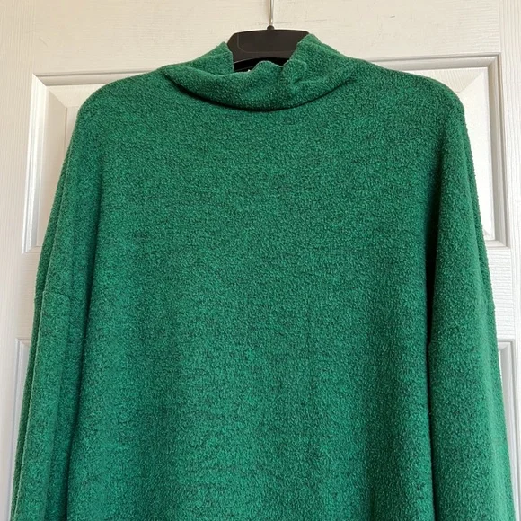 Colins basic top - Picture 3 of 9